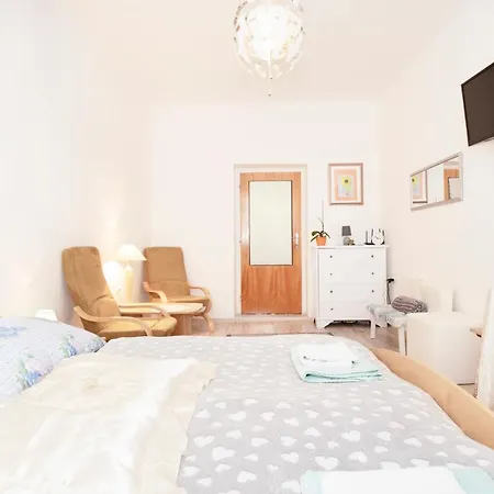 Apartment Extoll *